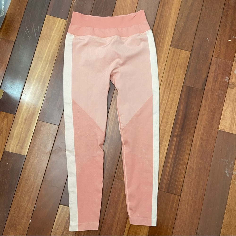 Lululemon Pink Leggings